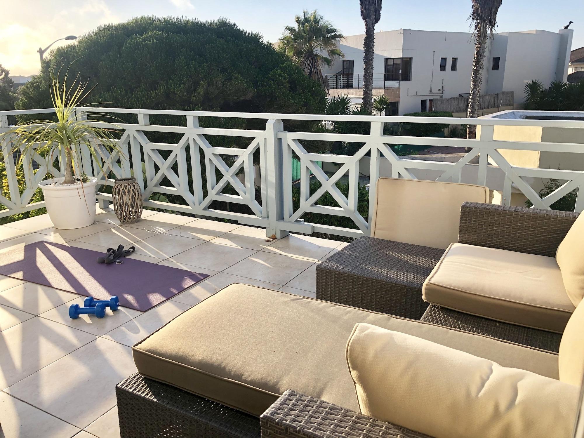 5 Options Guest House โบลแบร์กสตรานด์ ภายนอก รูปภาพ