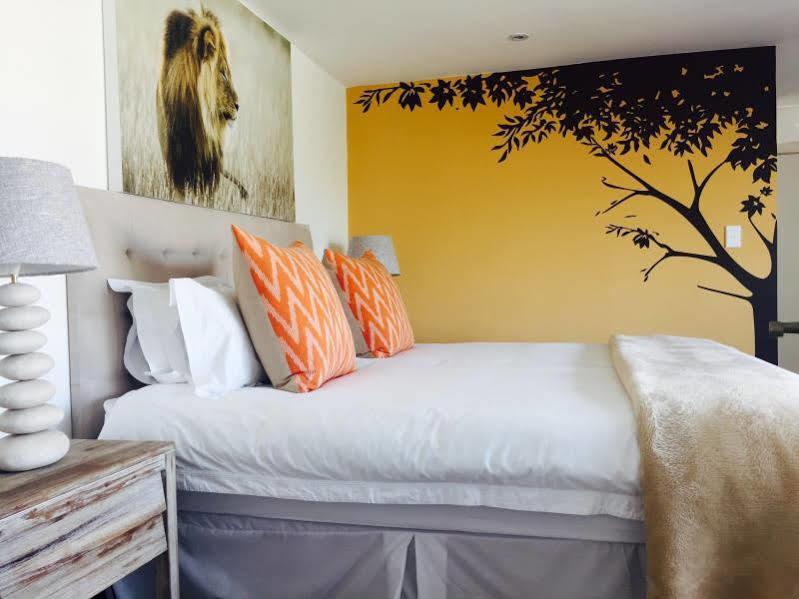 5 Options Guest House โบลแบร์กสตรานด์ ภายนอก รูปภาพ