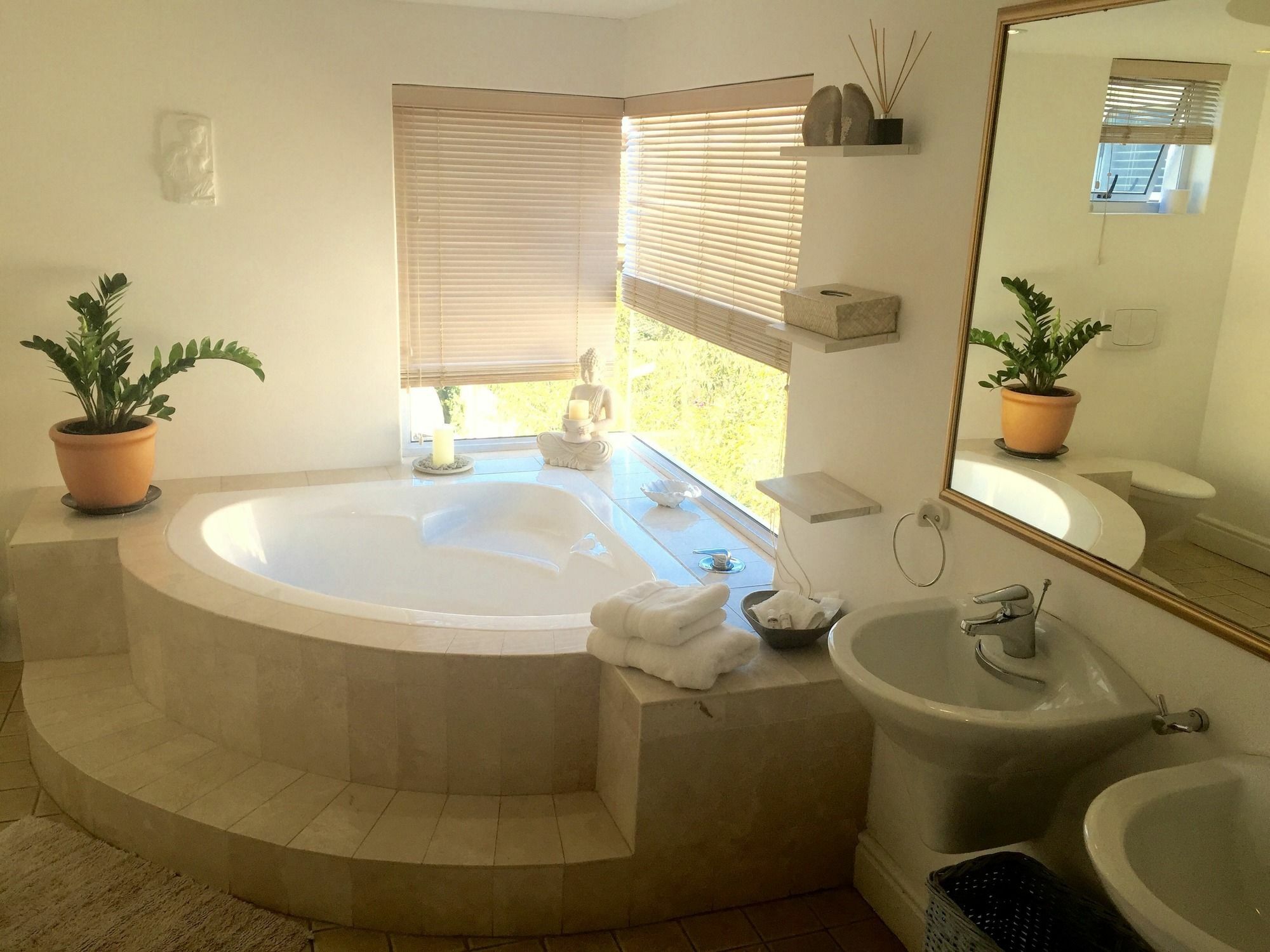 5 Options Guest House โบลแบร์กสตรานด์ ภายนอก รูปภาพ