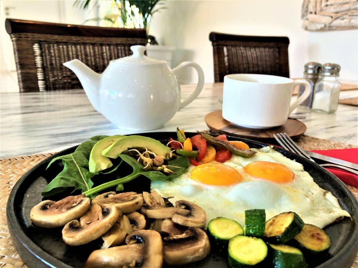 5 Options Guest House โบลแบร์กสตรานด์ ภายนอก รูปภาพ